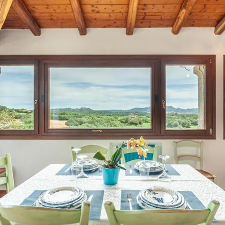 Villa Con Piscina Nelle Colline Della Gallura-3